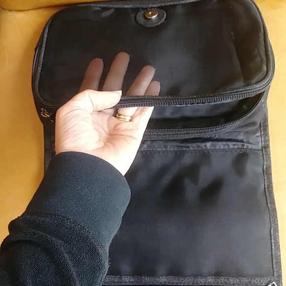 Diesel Only the brave metallic toiletry travel bag shaving & essentials - Picture 4 of 6